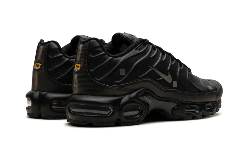 Nike Air Max Plus A-COLD-WALL Negro